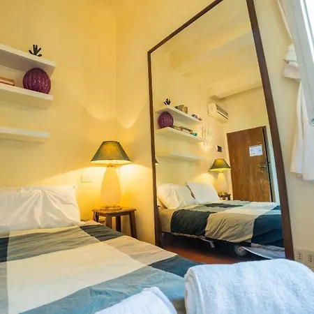 S2 - Serristori Tower Apt - Dolcevita * Florence